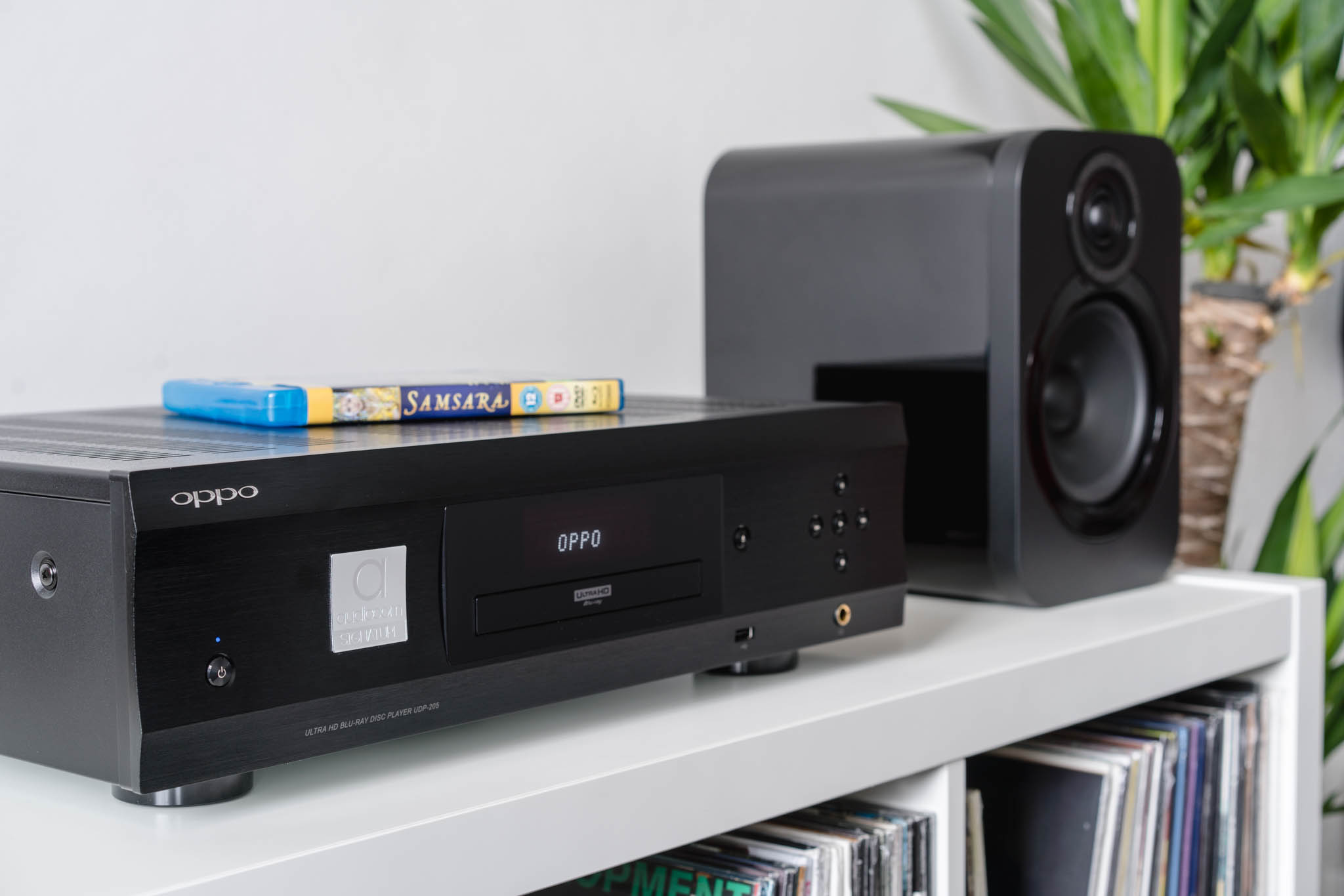 Audiocom-lifestyle-10 bluray-Audiocom-oppo-205-signature