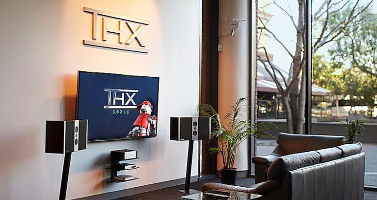 THX-2-Lobby sala-con-equipos-hifi-certificados-THX
