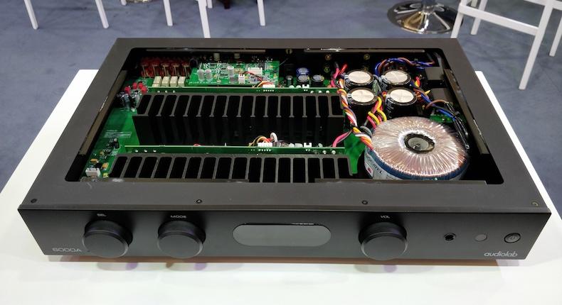 audiolab6000a amplificador-audiolab6000a-interior
