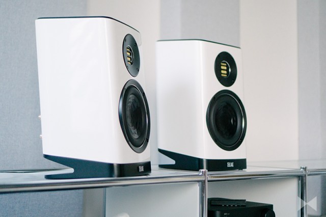 Elac-Vela-BS-403 Elac-Vela-BS-403-altavoces-white