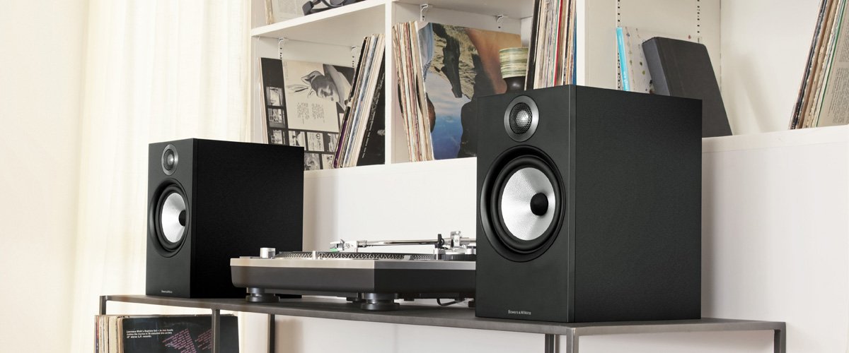 bowers-wilkins-607-lifestyle bowers-wilkins-607-lifestyle-hifi